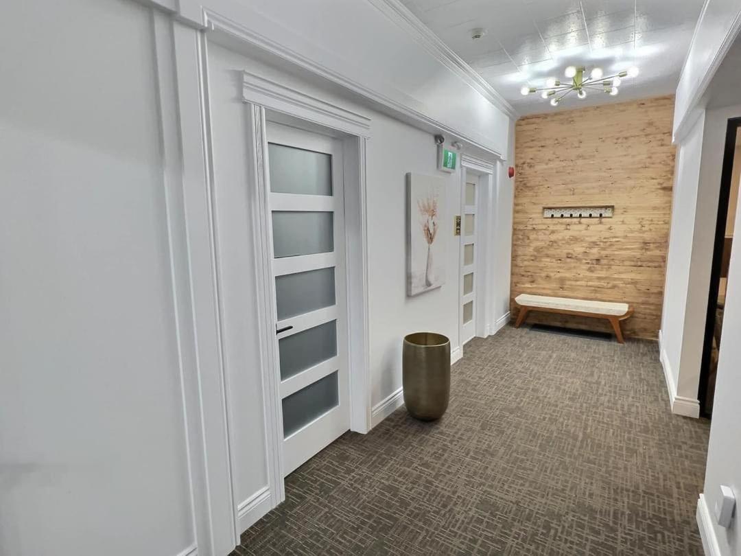 Auberge Nouvelle-France Ville-Marie Exterior photo